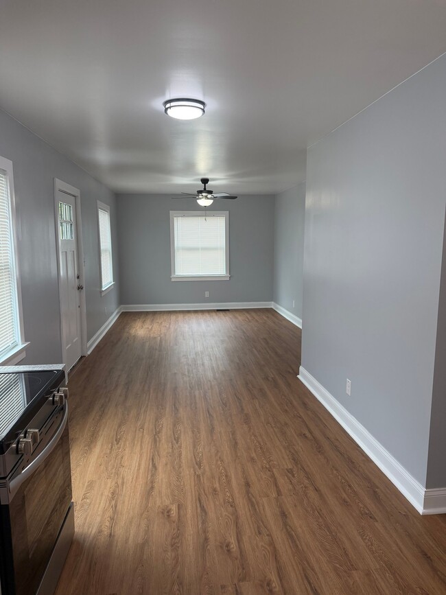 Photo - 1623 Kenneth Ave