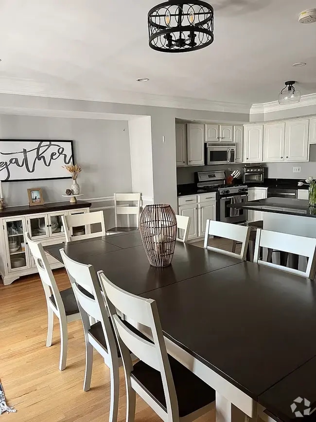 Building Photo - 153 D St Rental