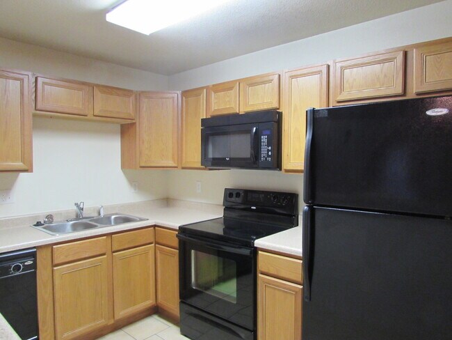 Photo - 6655-MF2-E2 Unit A