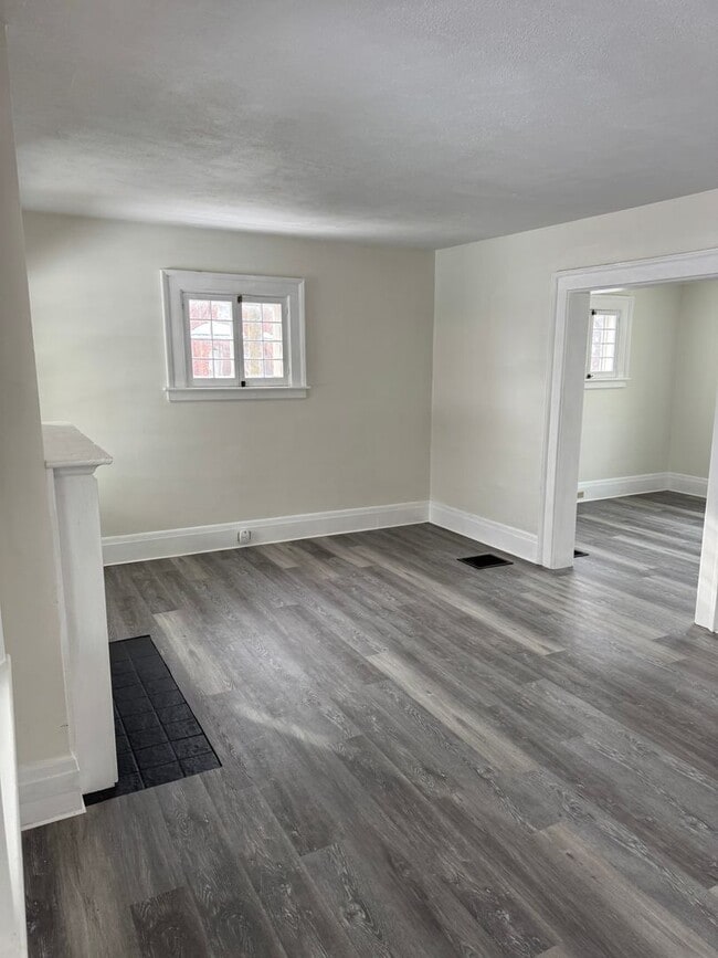 Photo - Single Family Home 3 bedroom 1 bath new paint flooring with basement fenced in yard