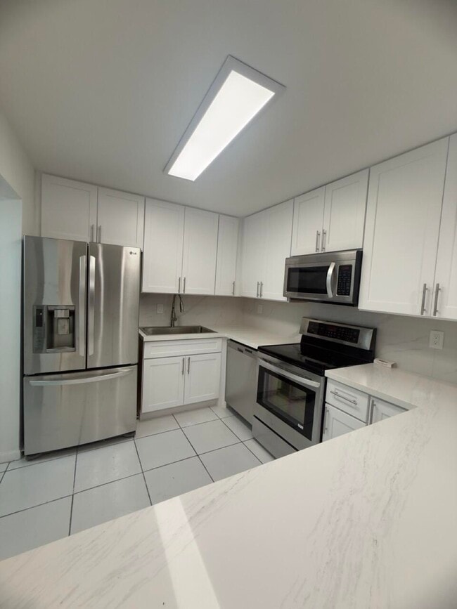 Photo - 9370 SW 8th St Unit 122