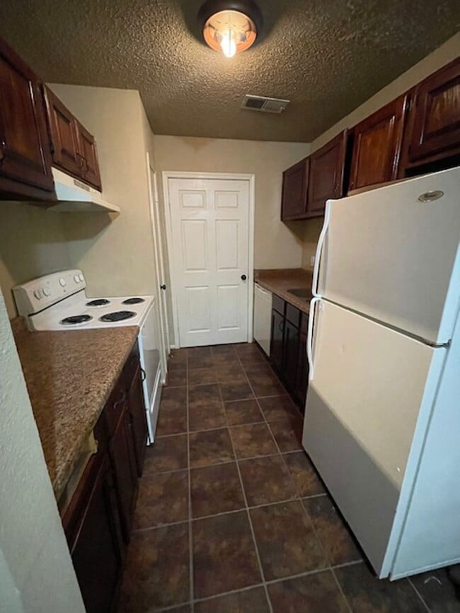 Photo - 843hm Unidad 843D