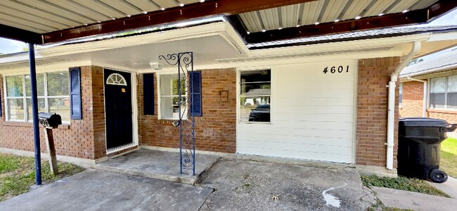 Photo - 4601 W 43rd St