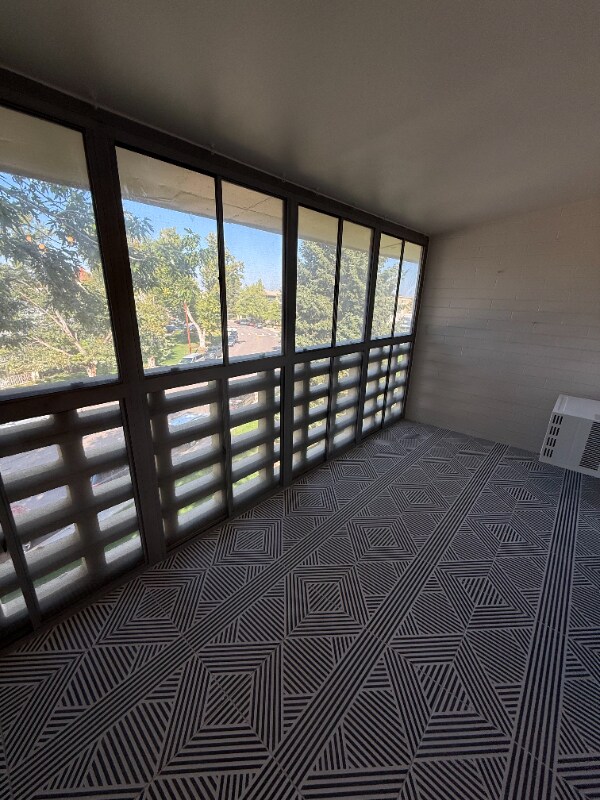 Photo - 610 S Clinton St Unidad 1D