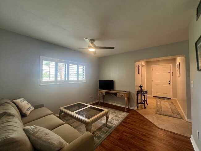 Photo - BEAUTIFUL and Renovated Riverfront Furnish...