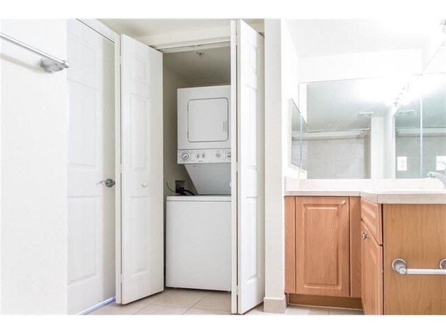 Photo - 6760 Heritage Unit 6103