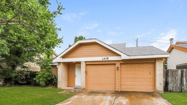 Photo - 1418 Hunters Park Dr