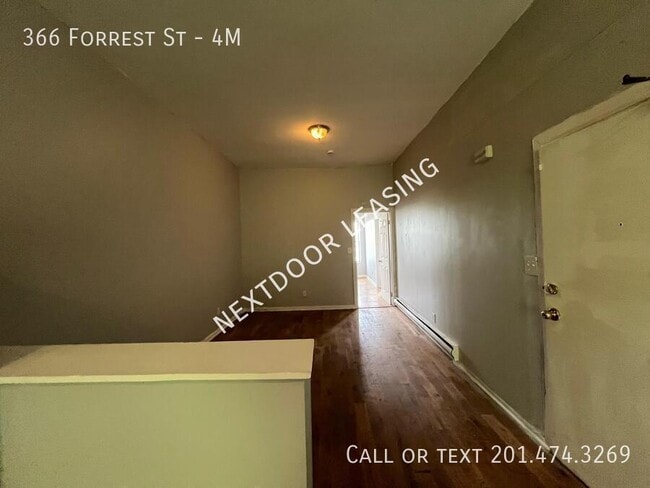 Photo - 366 Forrest St Unit 4M