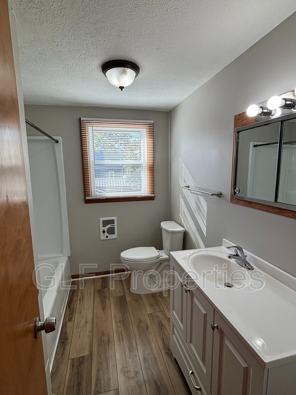 Photo - 231 N 1st St Unit 4