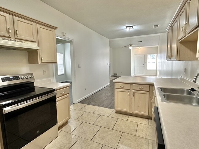 Photo - 3972 Gavick Dr