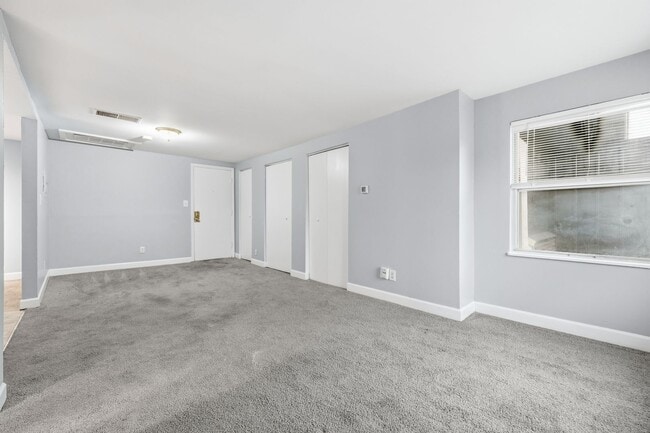 Photo - 3609 Balsam Ave Unit 3606-105