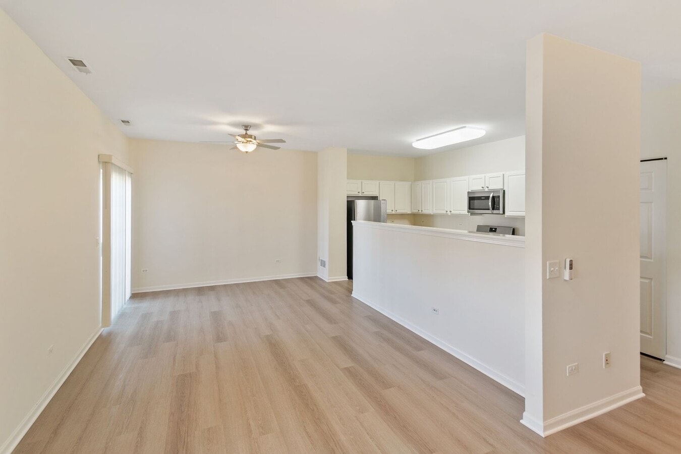 Photo - 2 Bedroom 2 Bath Townhouse in Grayslake