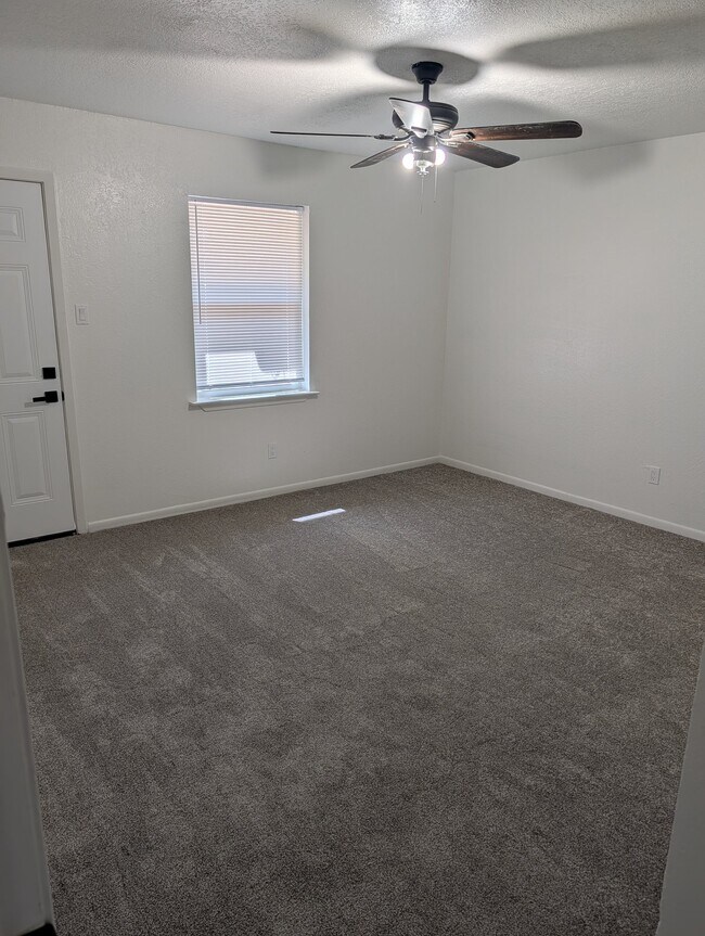 Photo - 200 Bonnie Bell Ln Unit 1