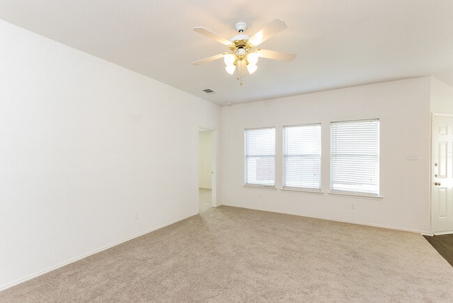 Photo - 101 Kennedy Dr