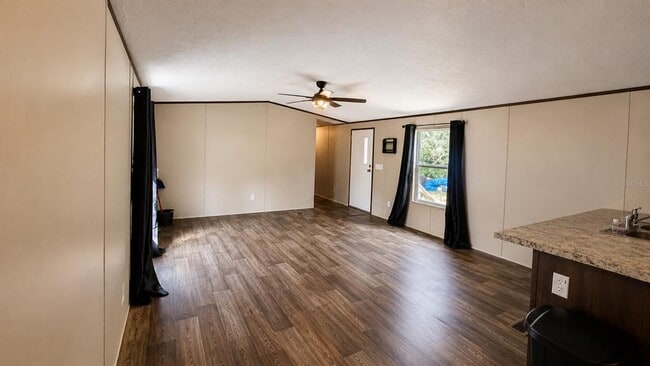 Photo - 16456 NE 35th Avenue Rd