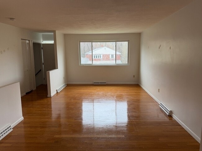 Photo - 14 Kippy Dr Unit 2