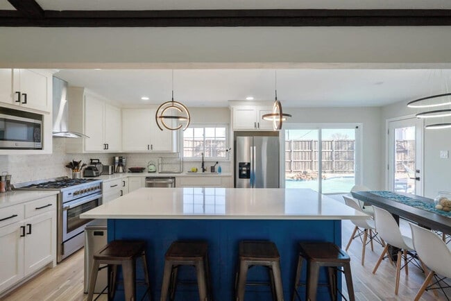 Photo - 1205 Hillsdale Dr Unit ID1019474P