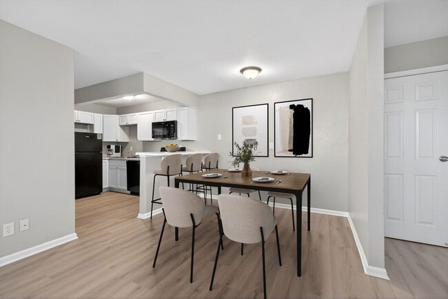 Photo - Monroe Terrace Apartments