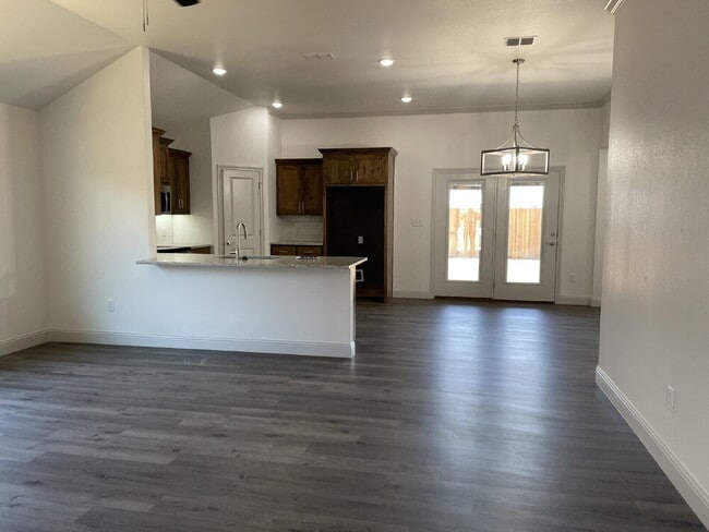 Photo - 7219 23rd St