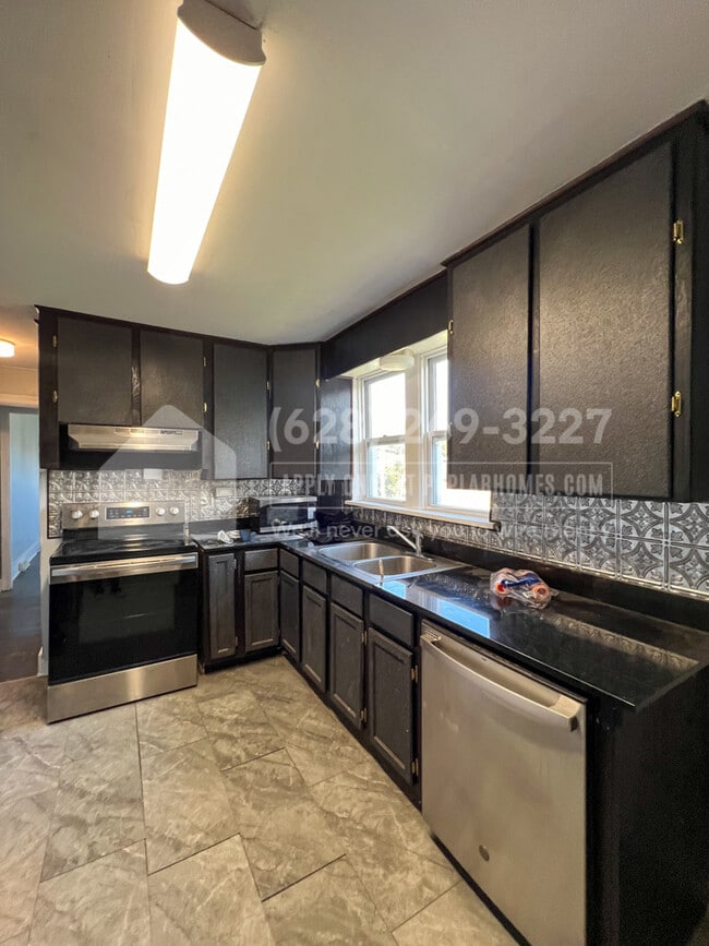 Photo - 7316 Park Dr