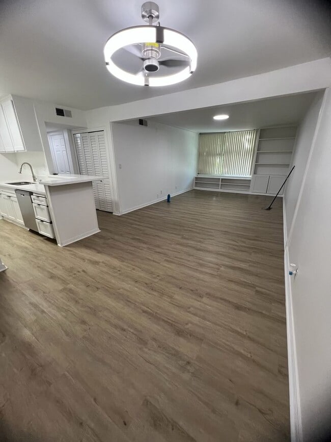 18620 Hatteras St Unidad 265