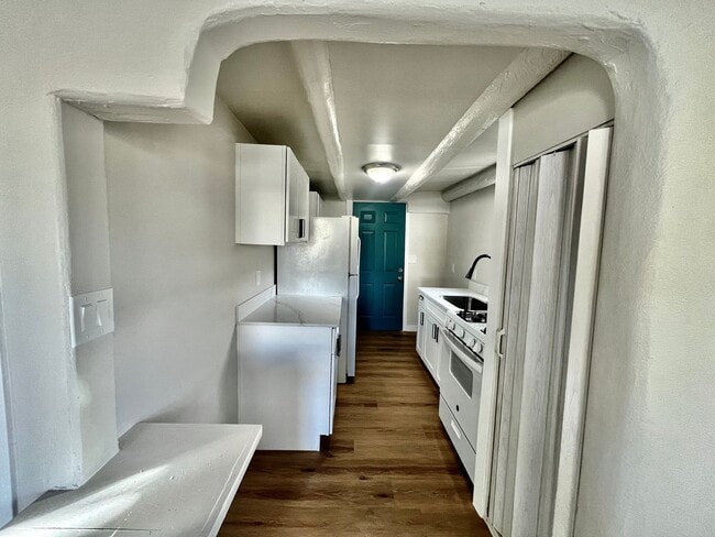 Photo - 422 Towner Ave NW Unit A