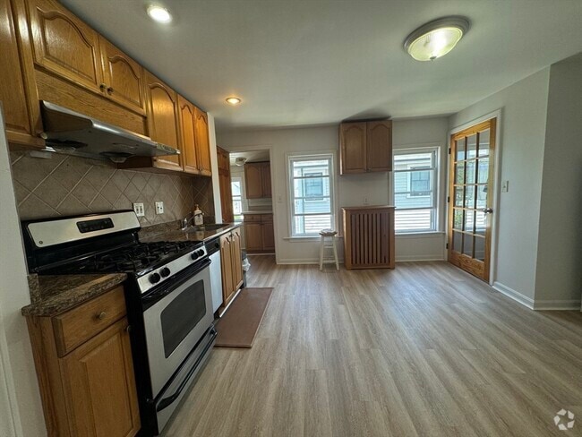 Building Photo - 99 Union St Unit 99 Rental