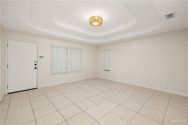 Photo - 13 Shasta Ave Unidad 2