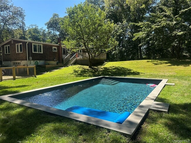 9 Johnston Rd