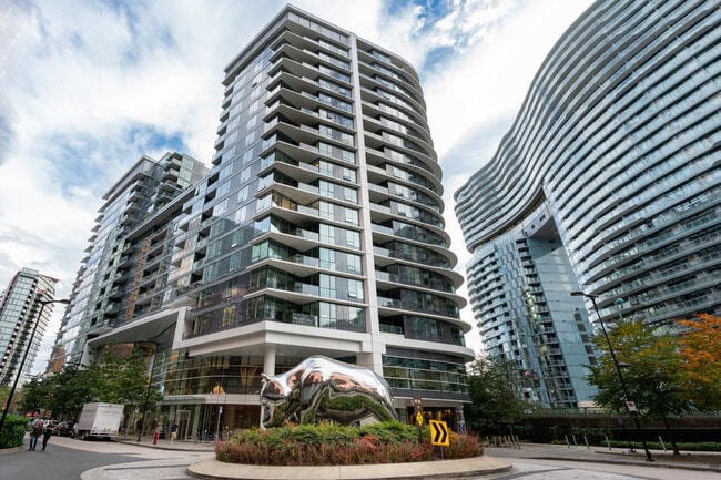 Building Photo - 1707-68 Smithe Street Unit 1707