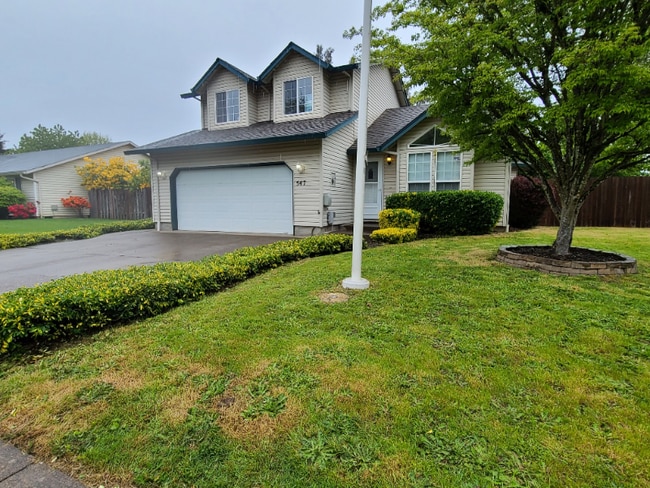 Building Photo - 547 NE 27th St