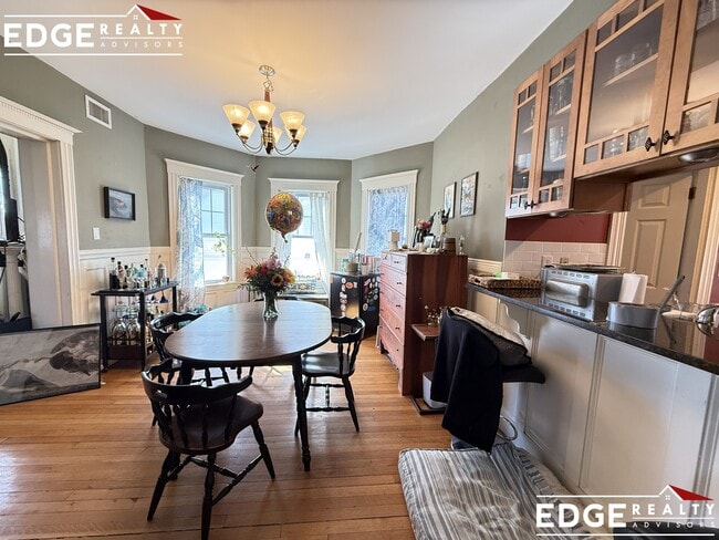 Photo - 24 Burton St Unit 2