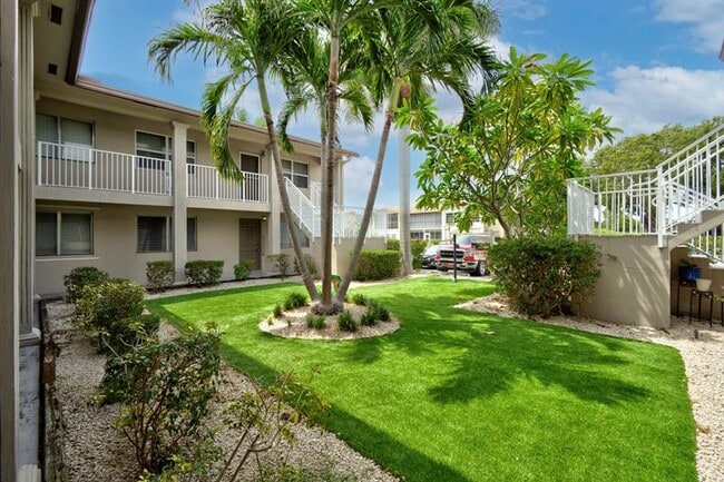 Photo - 2130 NE 42nd Ct Unit 1