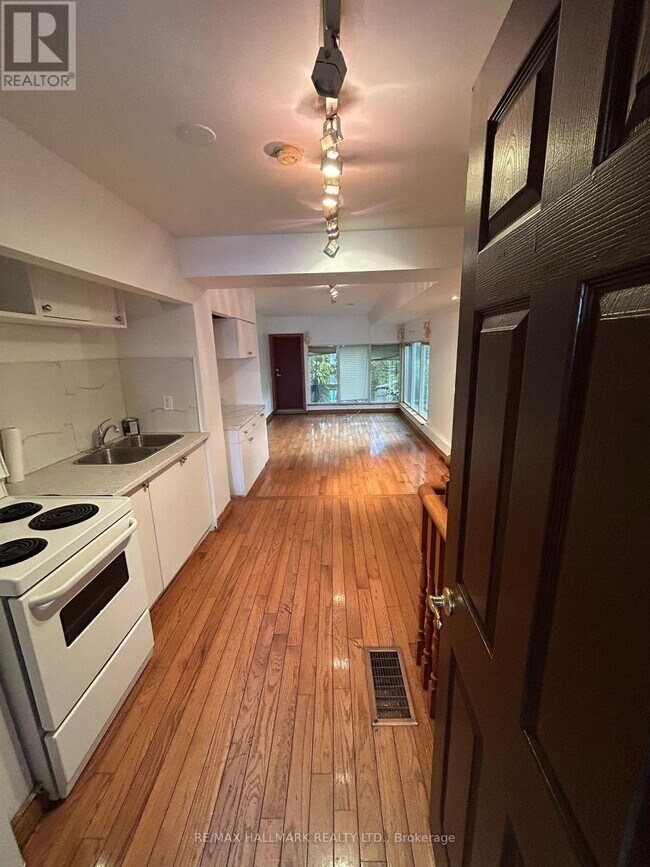 Photo - 2005 Hwy 7 Unité 3