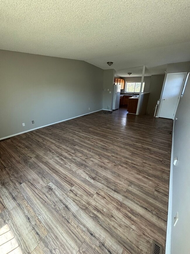 Commerce City Duplex available NOW! - Commerce City Duplex available NOW! Townhome