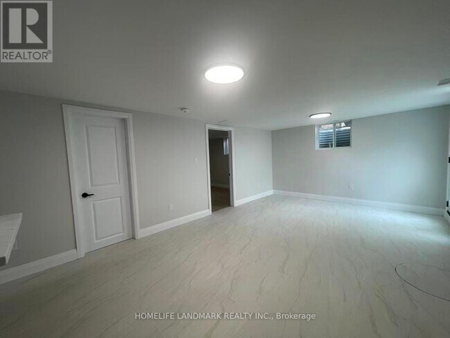 Photo - 17 Rosemeade Ave