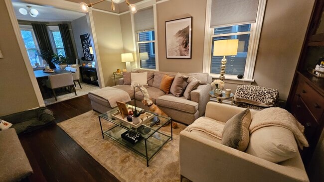 Photo - 1527 W Wellington Ave