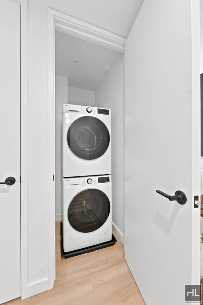 New-Construction 1BR with Island Kitchen & W/D