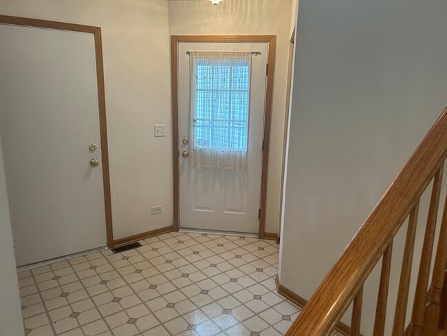 Photo - 2482 Stoughton Cir