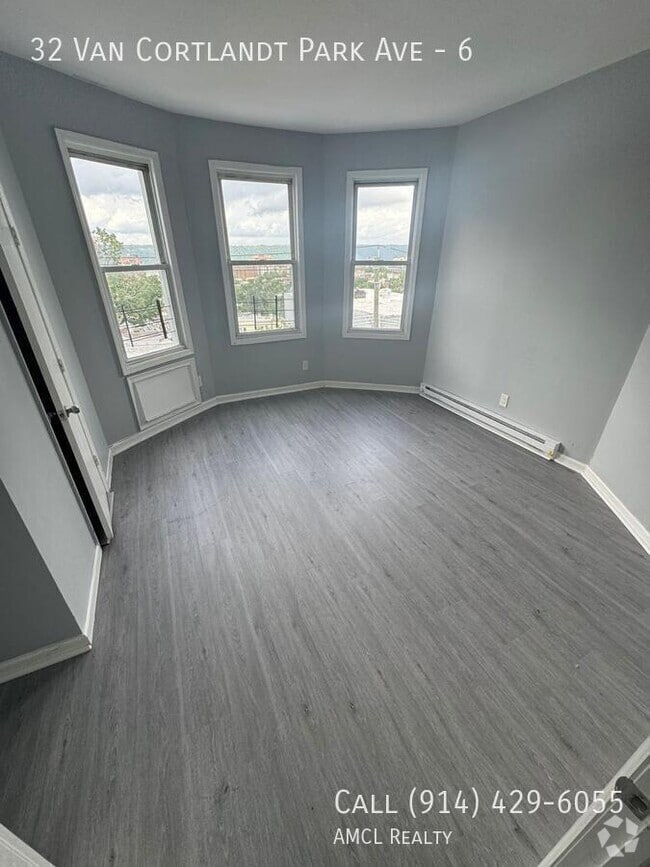 Building Photo - 32 Van Cortlandt Park Ave Unit 6 Rental