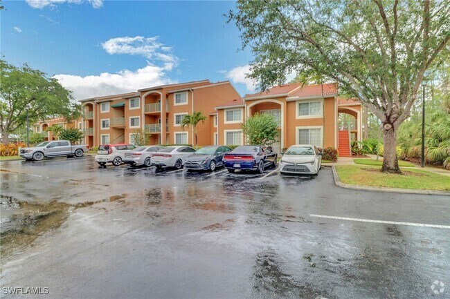 Building Photo - 1220 Wildwood Lakes Blvd Unit 108 Rental