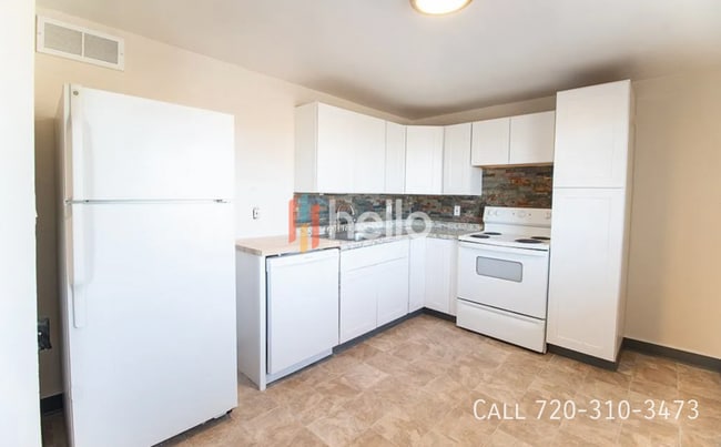 Building Photo - 235 S Ingalls St Unit 235