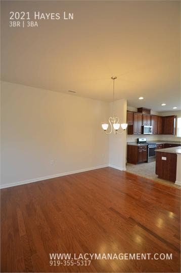 Photo - 2021 Hayes Ln