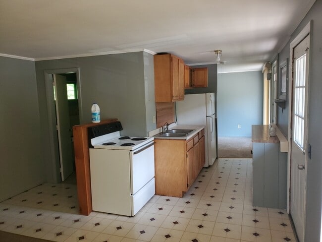 Photo - 1551 NH-9 Unit 3