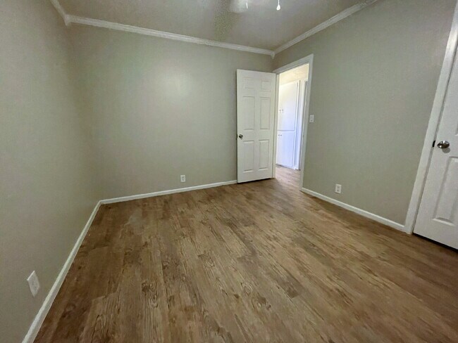 Photo - Breathtaking Home Located Near LCU Campus & Mahon Park!