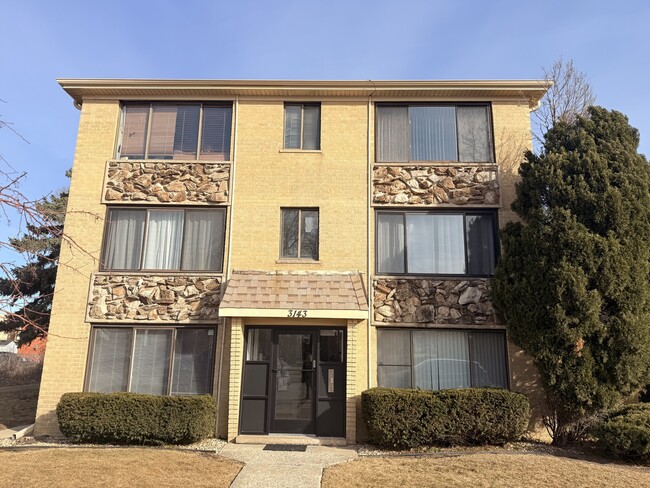 Photo - 3143 Elm St Condo Unit 1N