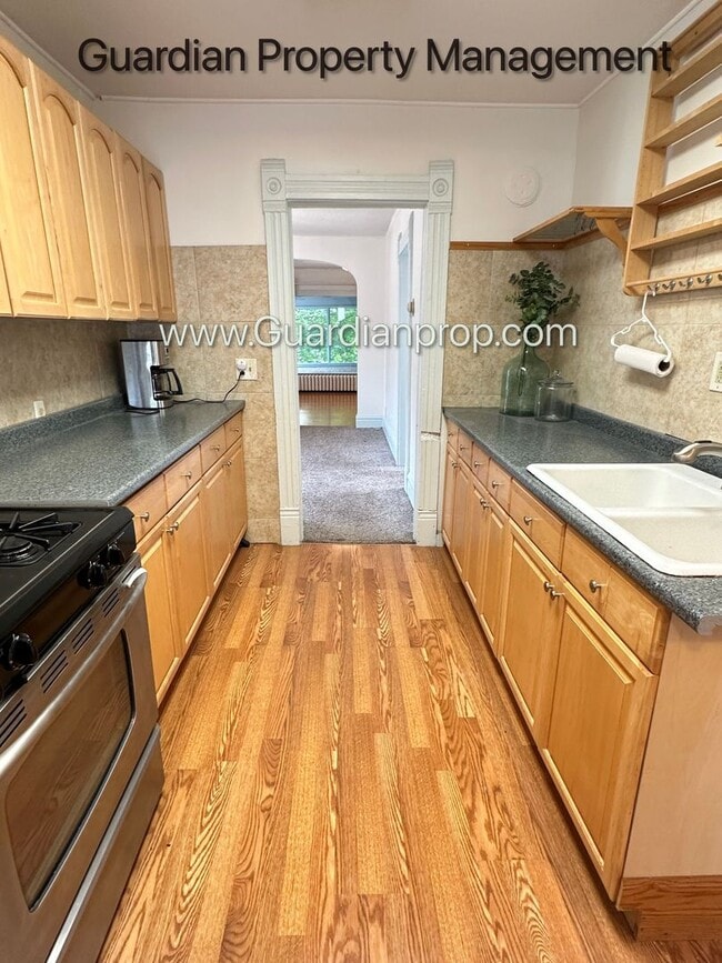 Photo - Linden Hills Upper Level Duplex, Sunroom, ...