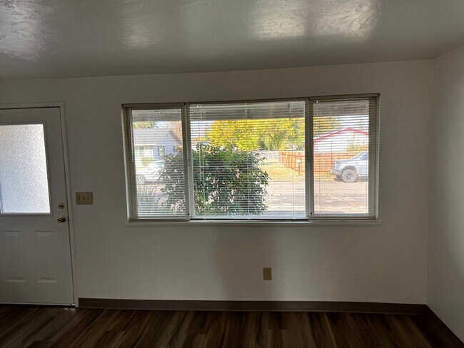 Photo - 2 Bedroom Duplex in Southwest Eugene Unit 1720 W 22nd Ave