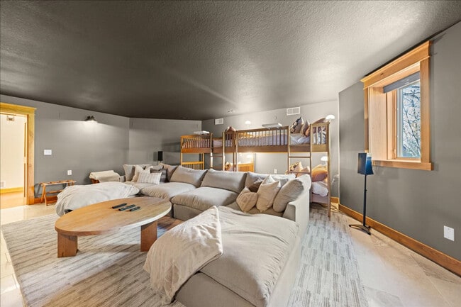 Photo - 1248 WI-35 Unidad ID1337488P