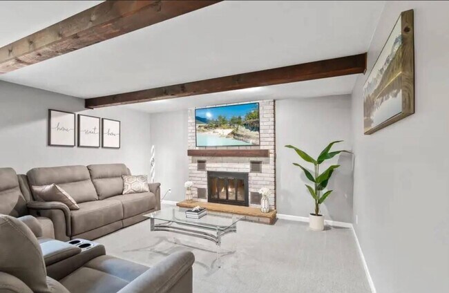 Photo - 3401 S Webster Ave